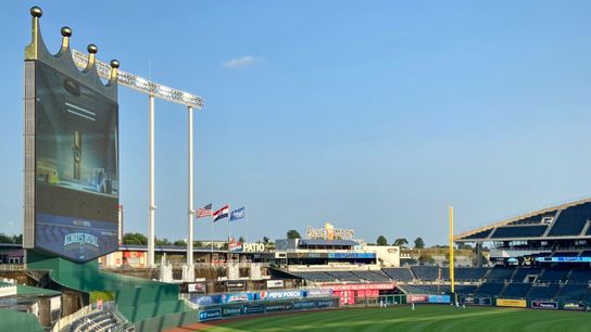 Final: Pirates 6, Royals 3 taken in Kansas City, Mo. (Live coverage)